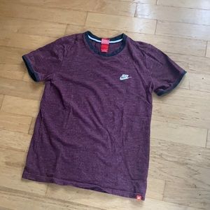 Nike men’s t-shirt L